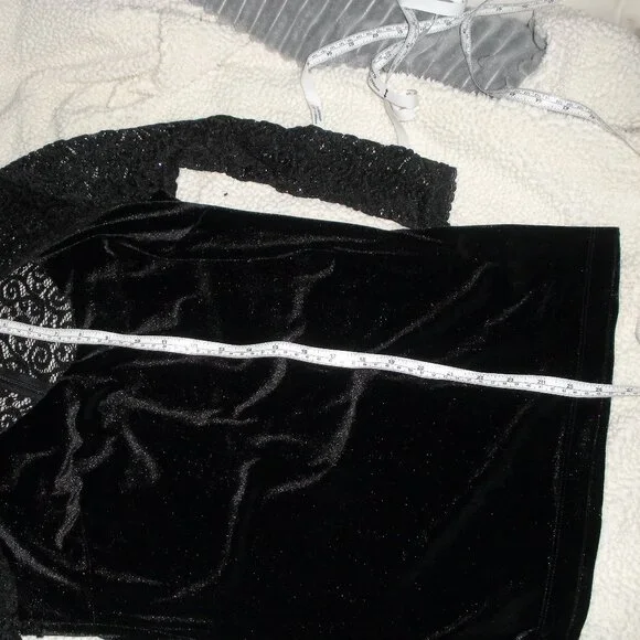 Boston Proper black velvet & lace top SZ M - Picture 3 of 6